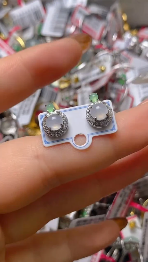 银S925镶嵌戒指翡翠百内无证书