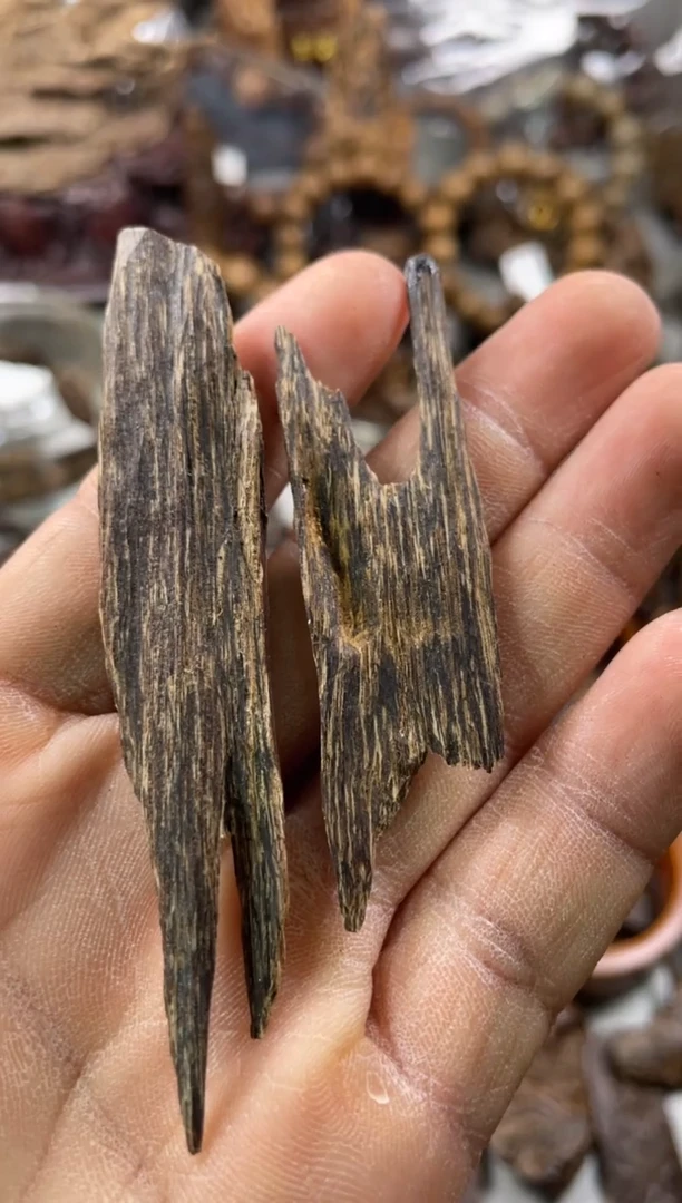 沉香沉香碎屑用****6 沉香  海南