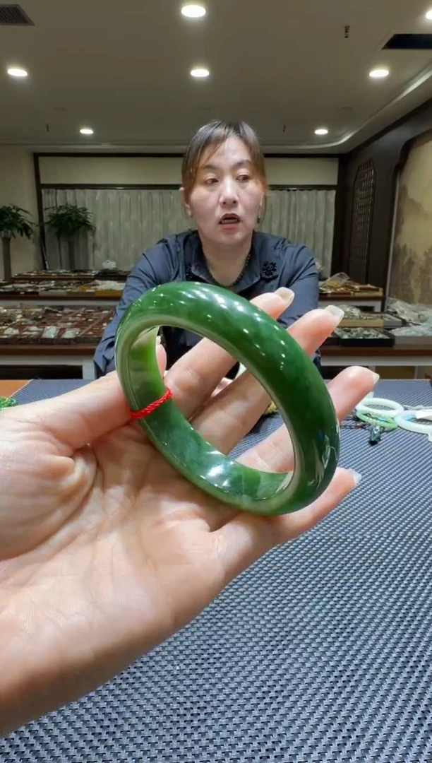 颈饰未镶嵌和田玉手镯57