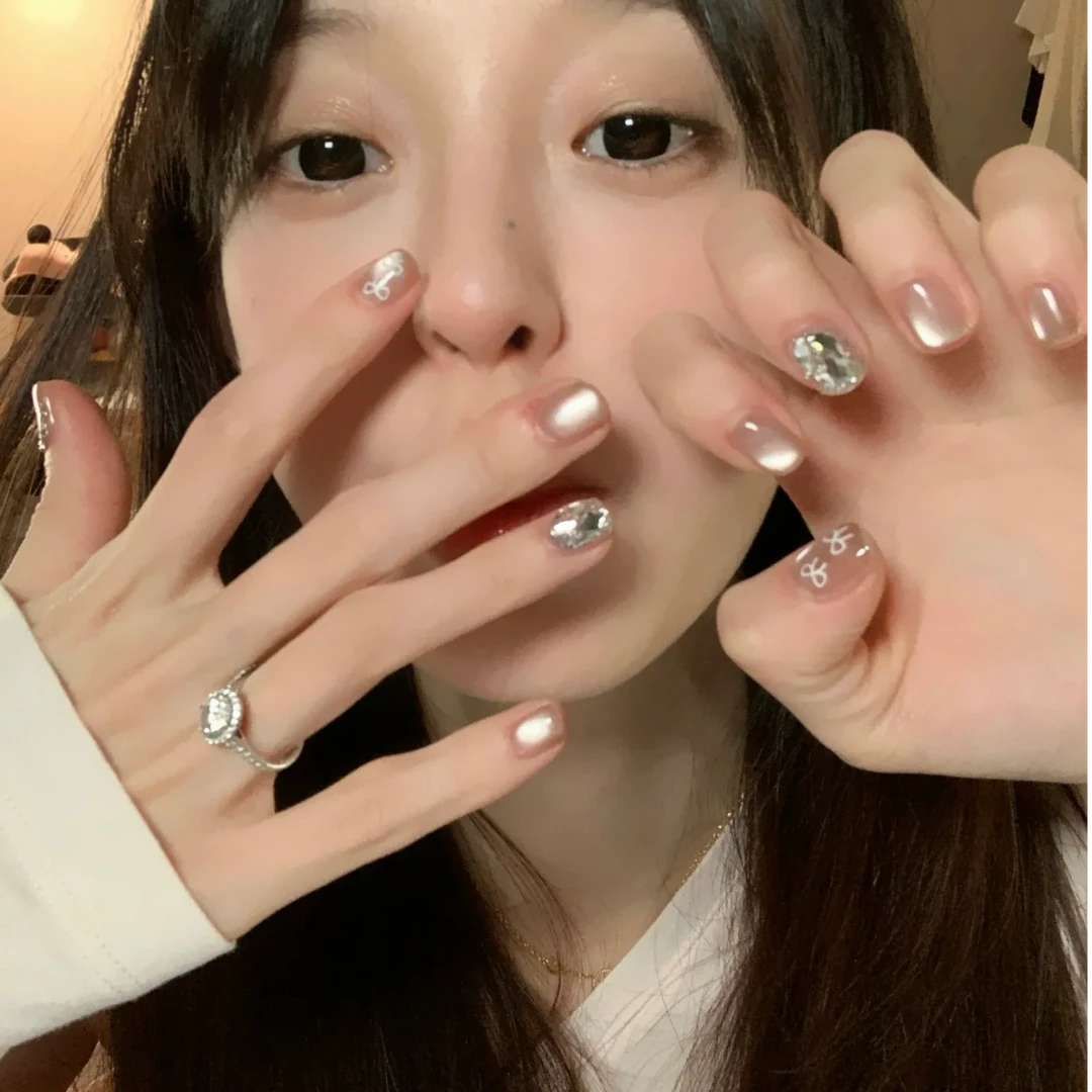 【水波流光】清冷感手工穿戴甲高级灯泡猫眼美甲10片装