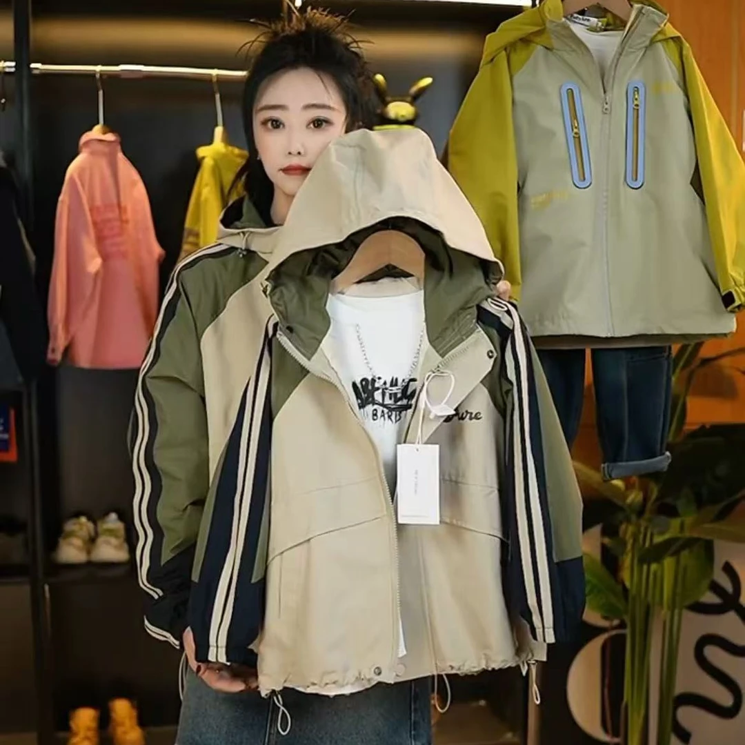 1童装新款冲锋衣春款儿童男童中大童外穿连帽夹克大童宽松版