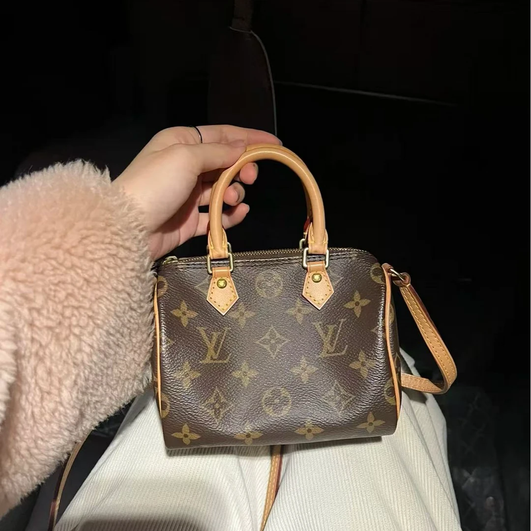 95新 LouisVuitton/路易威登 坤球奢选  lv nano斜挎包