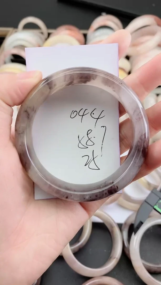 未镶嵌手镯石英质玉（金丝玉）044