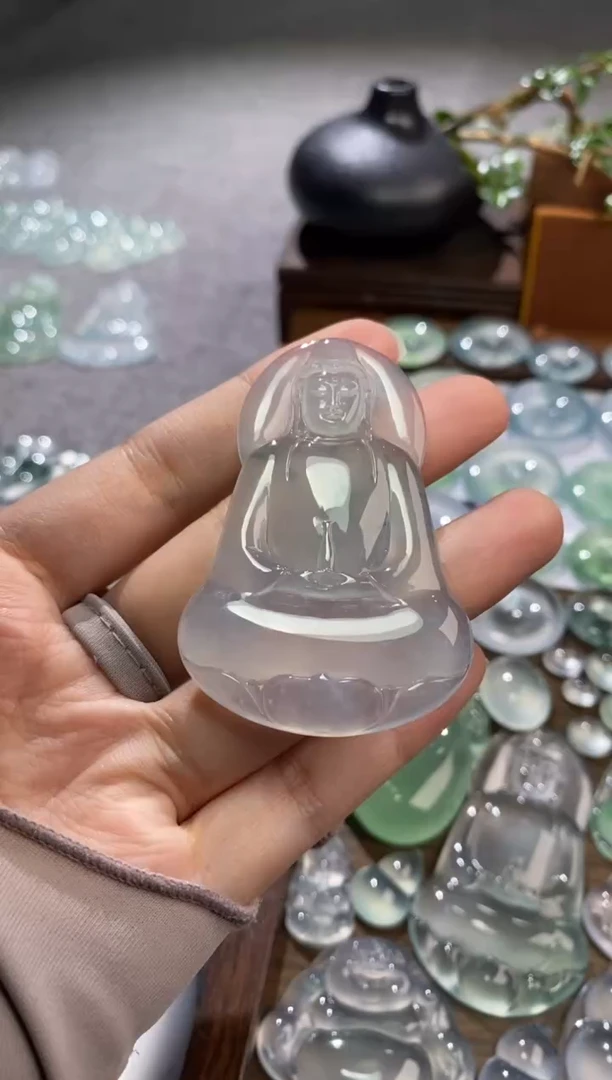 吊坠(不含链)未镶嵌翡翠素衣