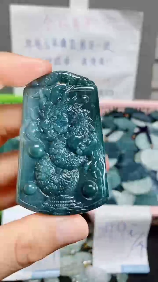 【闪购商品】翡翠颈饰未镶嵌天然翡翠A货