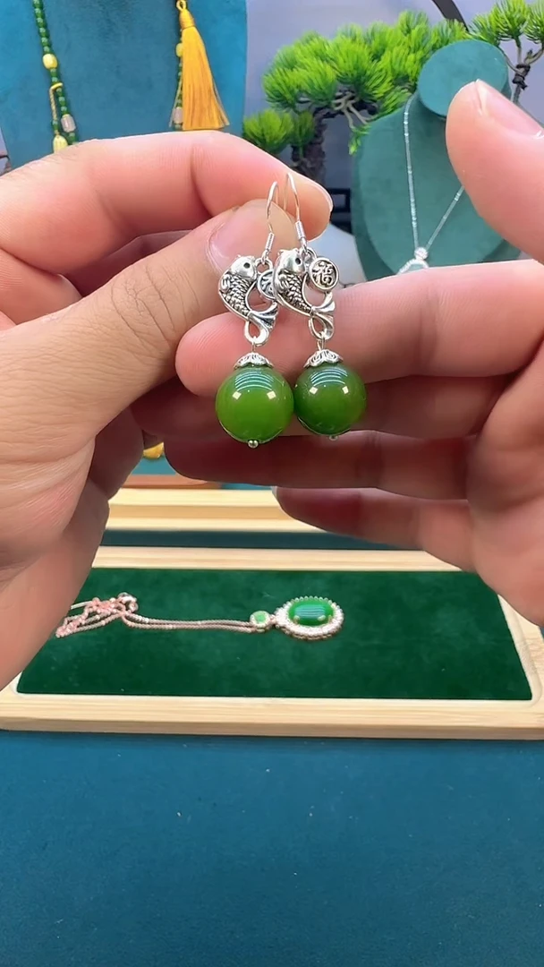 和田玉银S925镶嵌耳饰E10