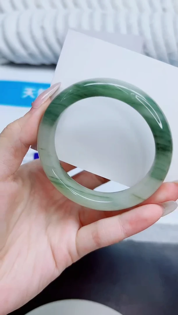 未镶嵌手镯石英质玉177/54