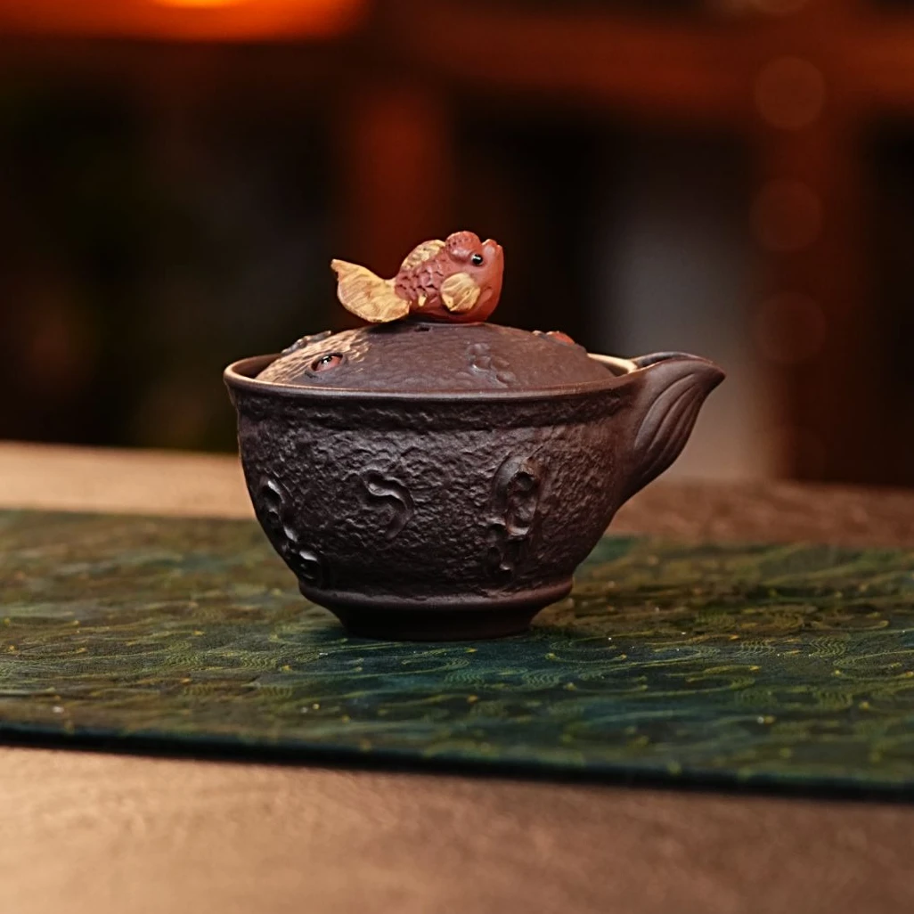 宜兴原矿紫砂锦鲤金鱼手抓壶老紫泥手制鸿运当头盖碗紫砂壶