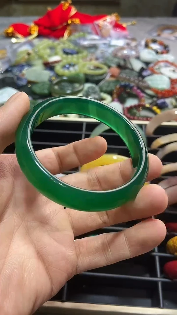 手镯玛瑙/玉髓未镶嵌玛瑙玉髓手镯
