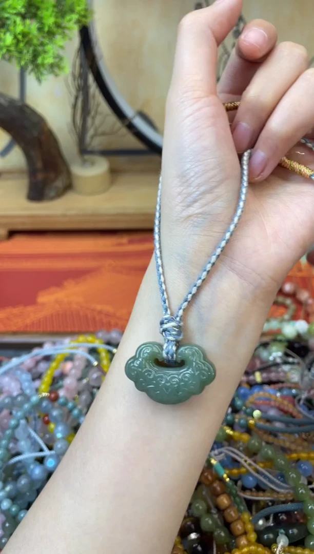 【闪购商品】和田玉吊坠未镶嵌299