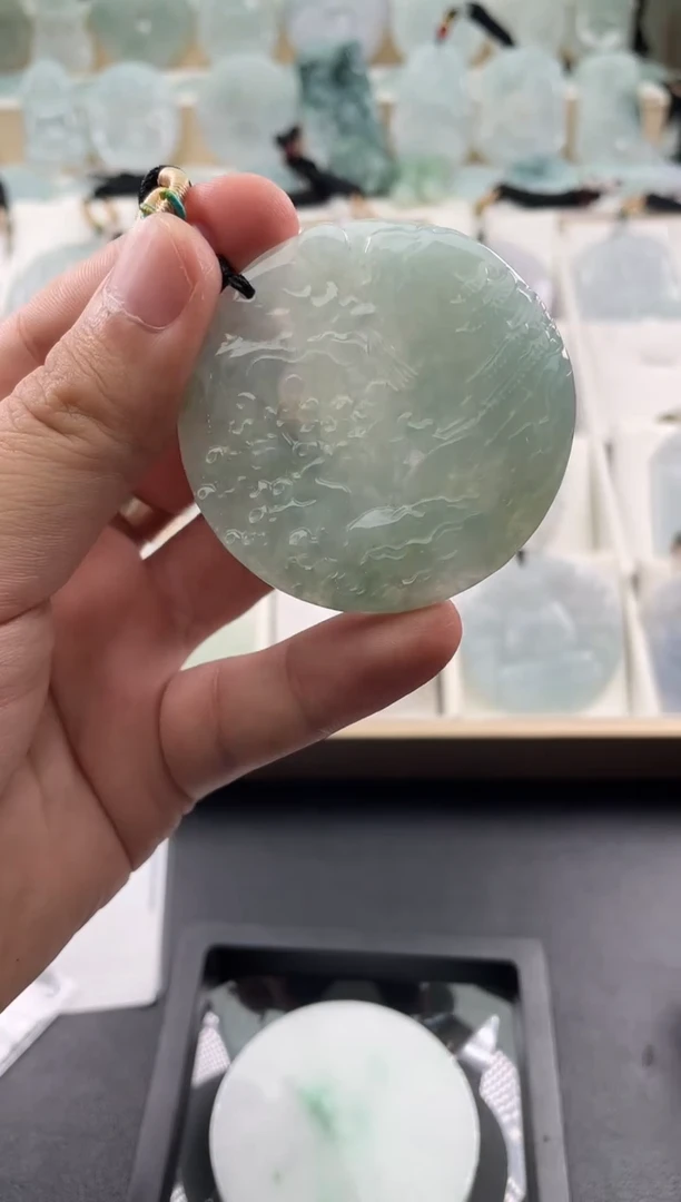 颈饰未镶嵌翡翠....9/18/.276