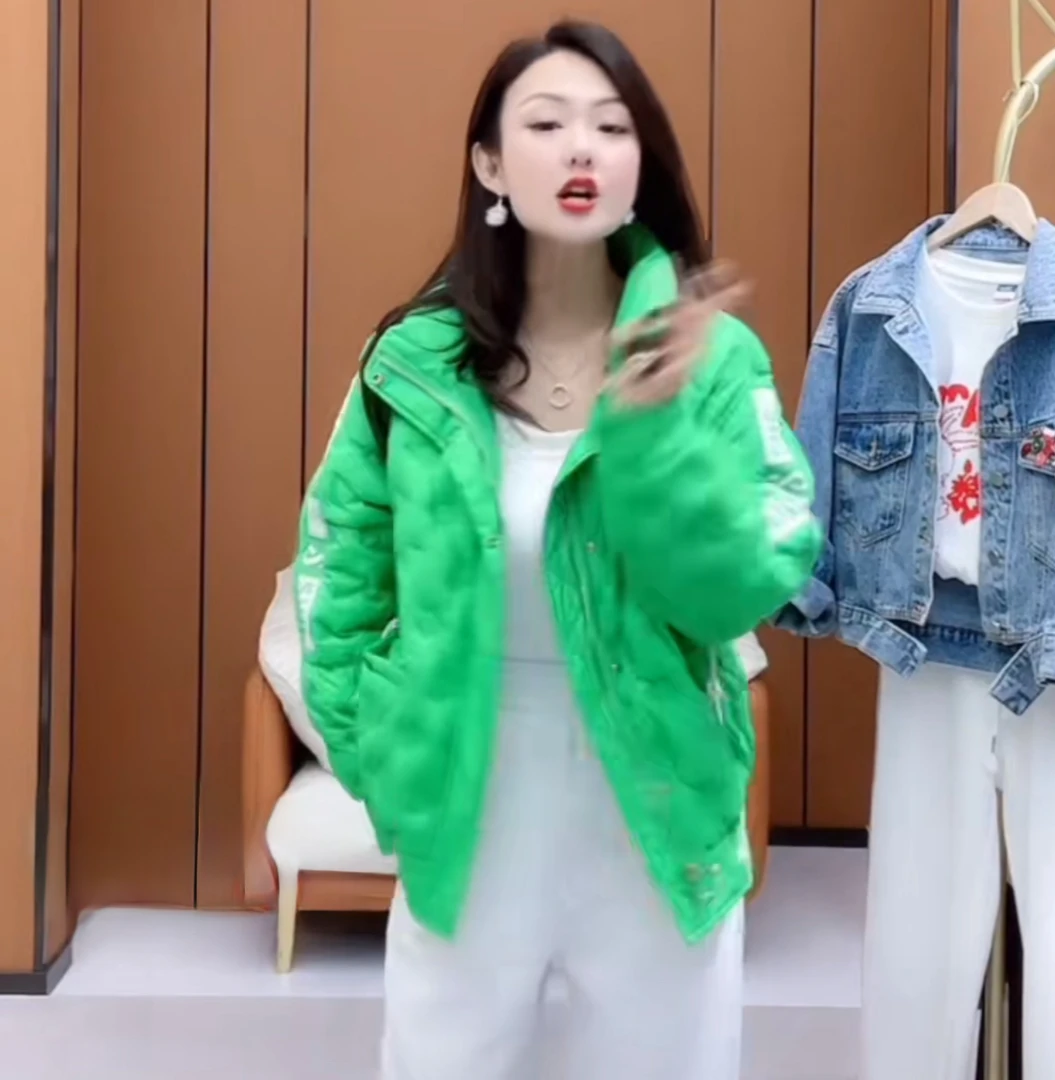 127冬季新款短款时尚拼接保暖羽绒服al