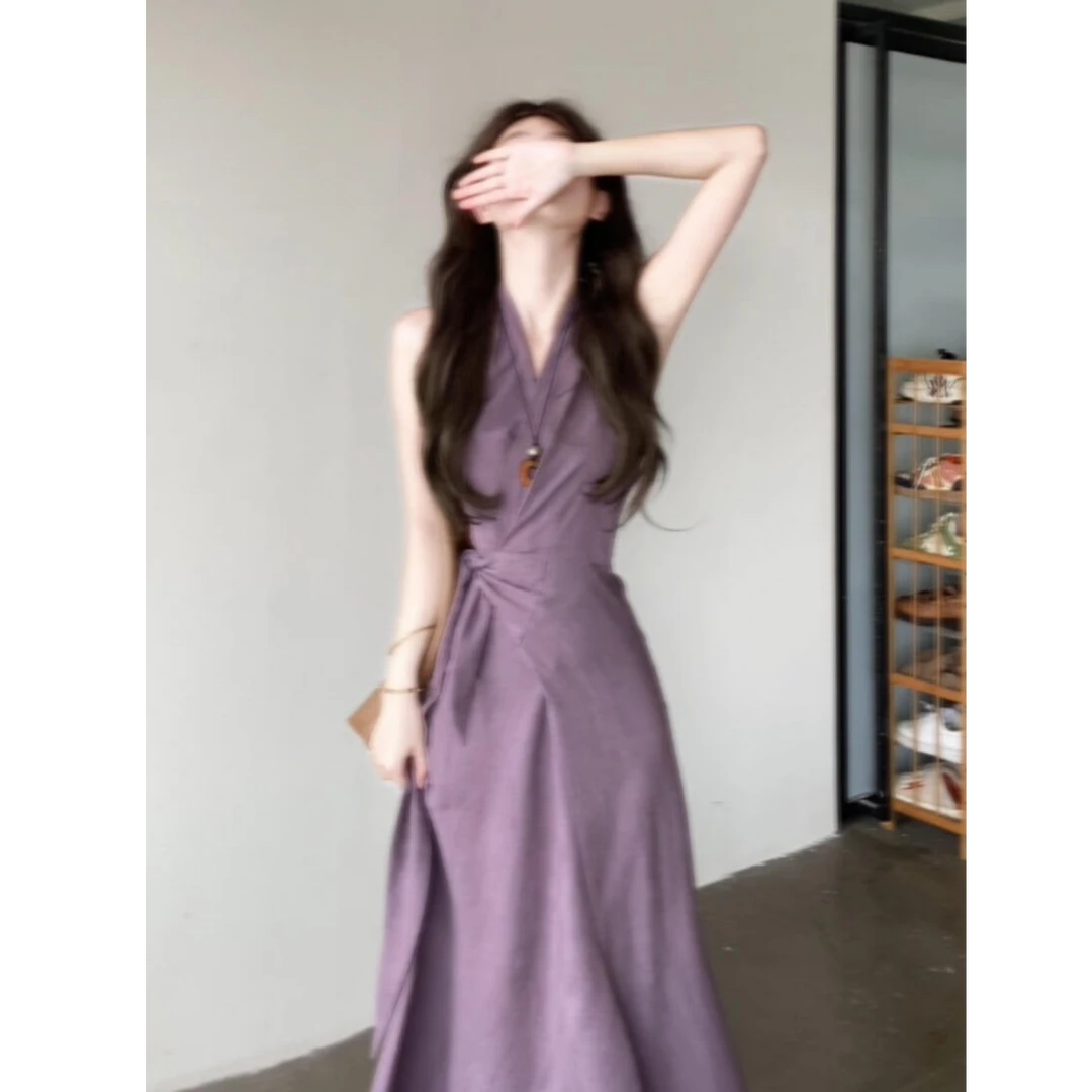 高级感气质V领挂脖连衣裙女夏季别致紫色掐腰裙显瘦背心裙a字长裙