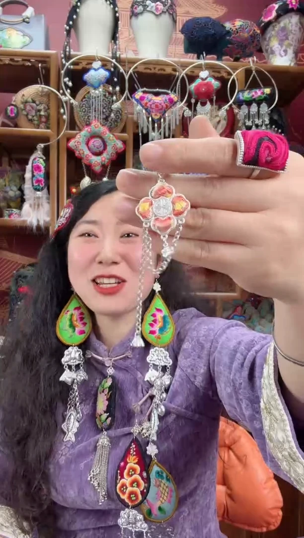 刺绣项链61甜甜家