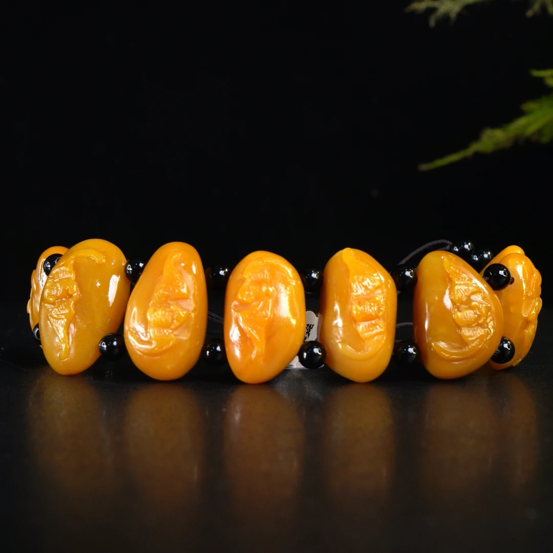 Lot.21.老挝石北部田黄福在眼前手串72.9克2.8x1.2x1.3cm，1RF