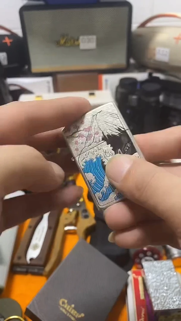 瓷片闪购商品 如图所示