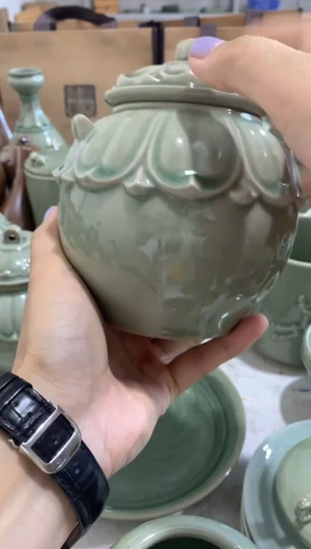 【闪购商品】瓷片色差百级碎冰裂纹茶叶罐 瑕疵处理 一个