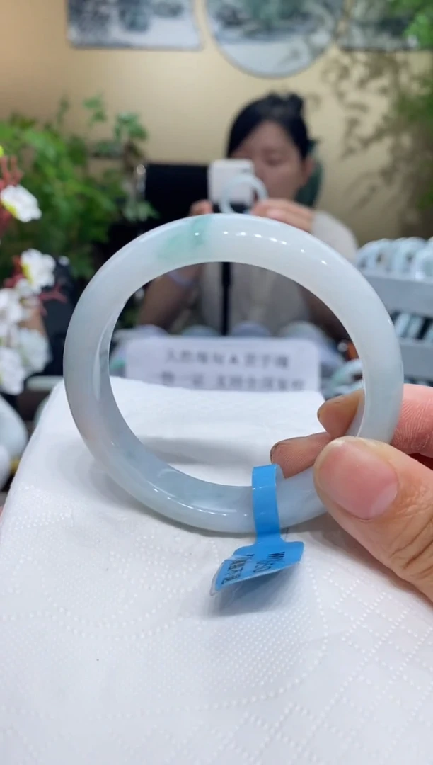 翡翠手镯未镶嵌翡翠54.6