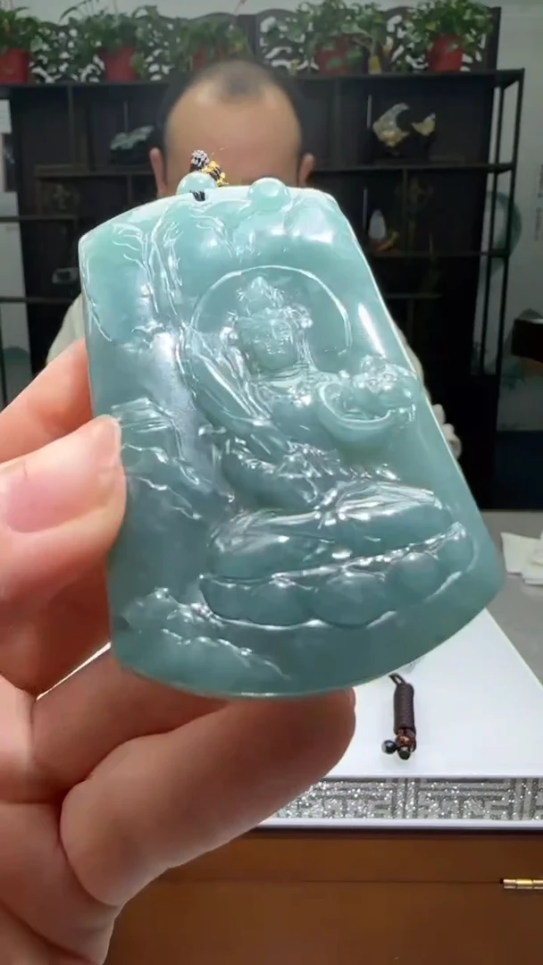 【闪购商品】翡翠颈饰未镶嵌天然翡翠A货吊坠