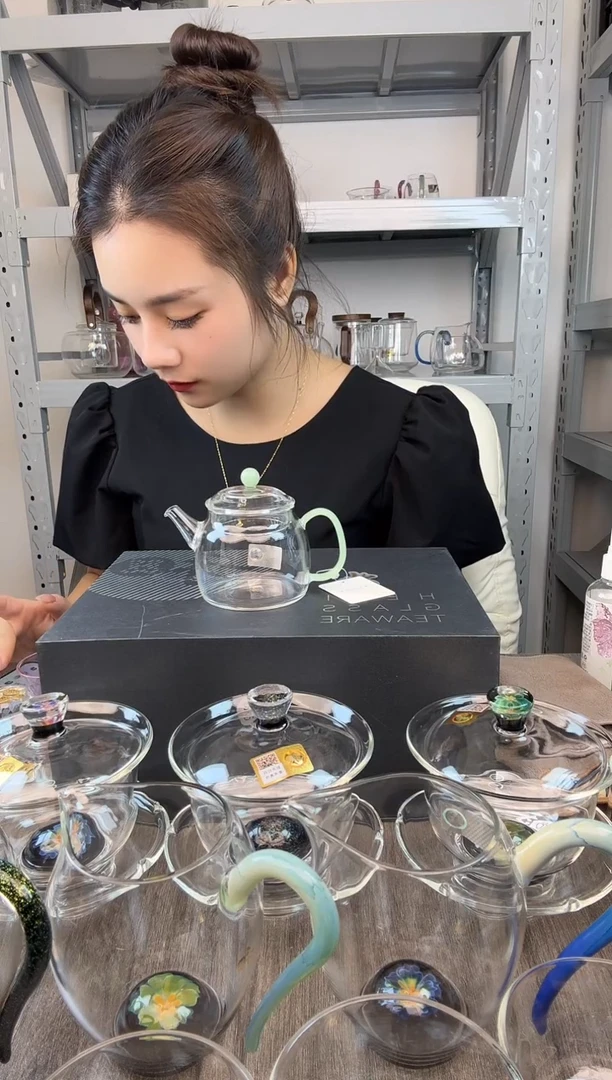 手工艺品玻璃禾器 言卿壶 浅玉色
