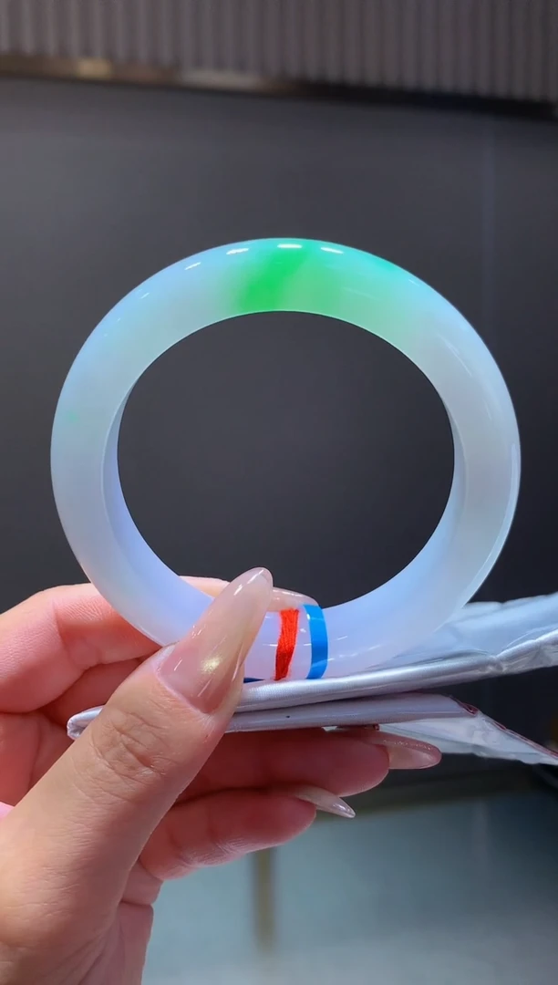 未镶嵌手镯翡翠-F4-正圈59.6-全款13万-定金2万