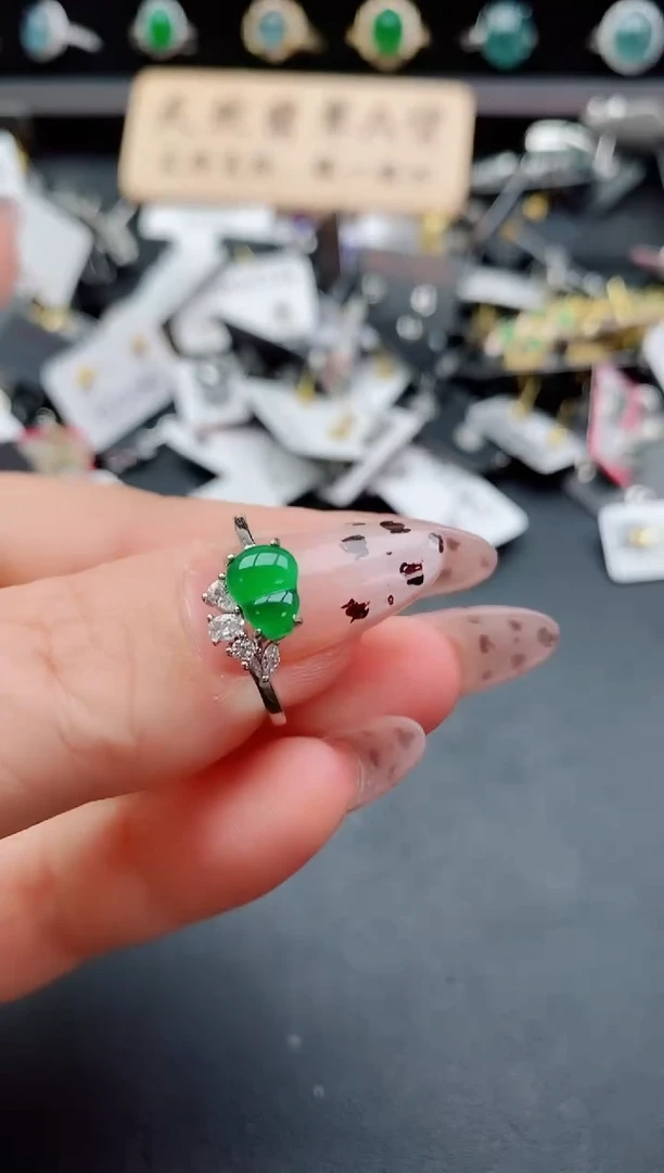 银S925镶嵌戒指翡翠1