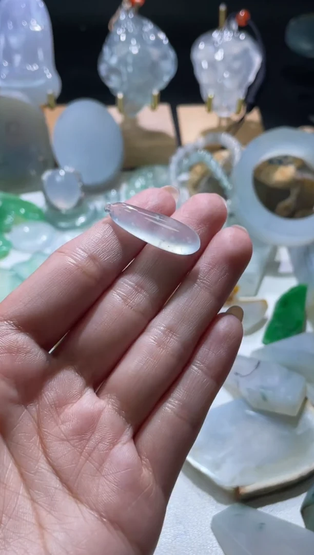 未镶嵌定制翡翠福瓜