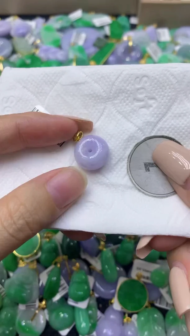 颈饰未镶嵌翡翠天然缅甸翡翠A货