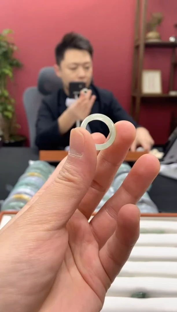【闪购商品】翡翠戒指未镶嵌00003170