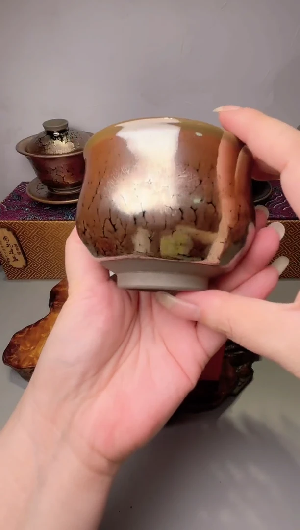 茶盏春申阁福利1只手握