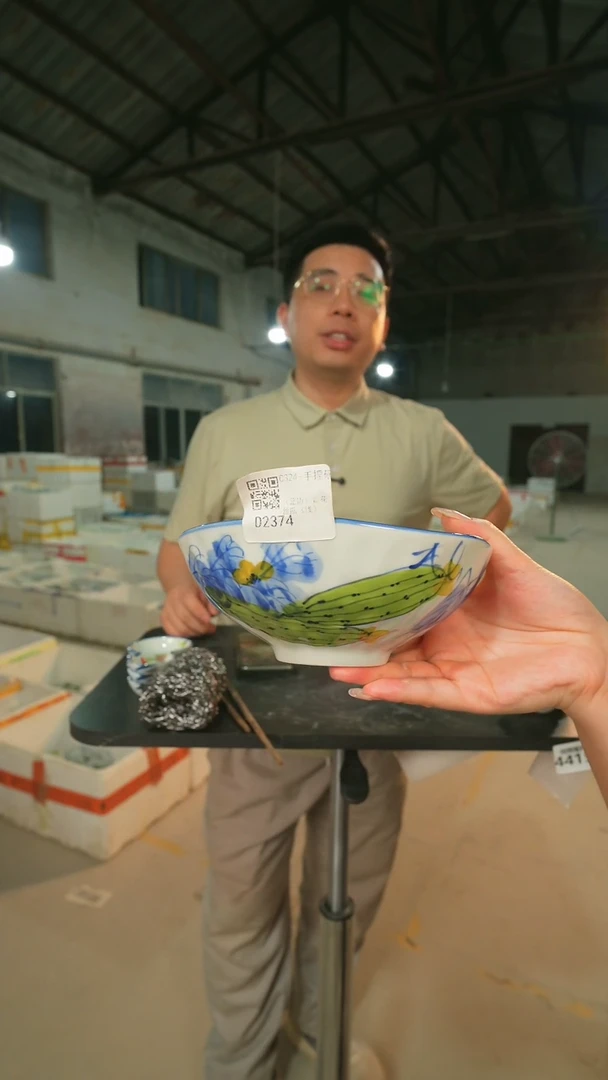 碗景德镇高温釉下手绘陶瓷