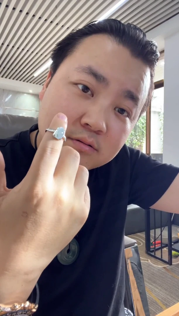 翡翠戒指未镶嵌戒指