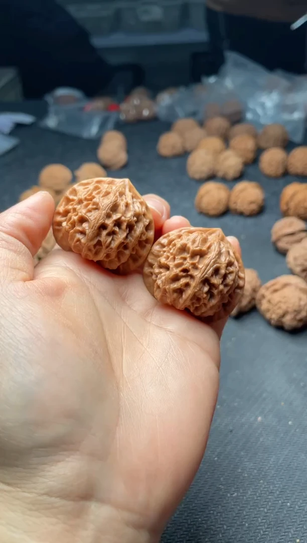 把件文玩核桃w 210  宫灯 39尺