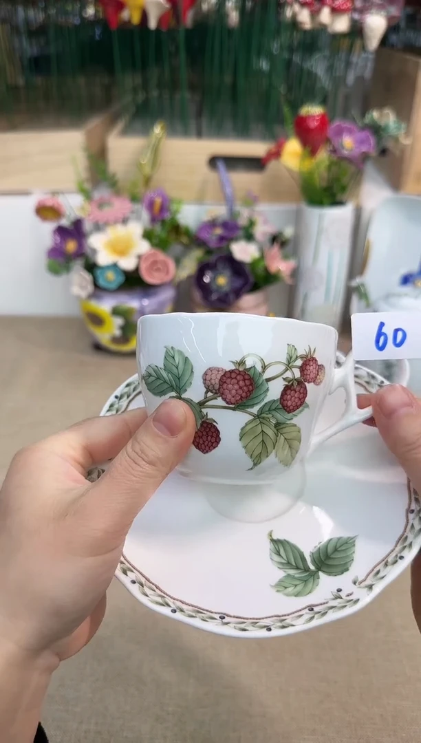 瓷片泡泡家的瓷器真好看