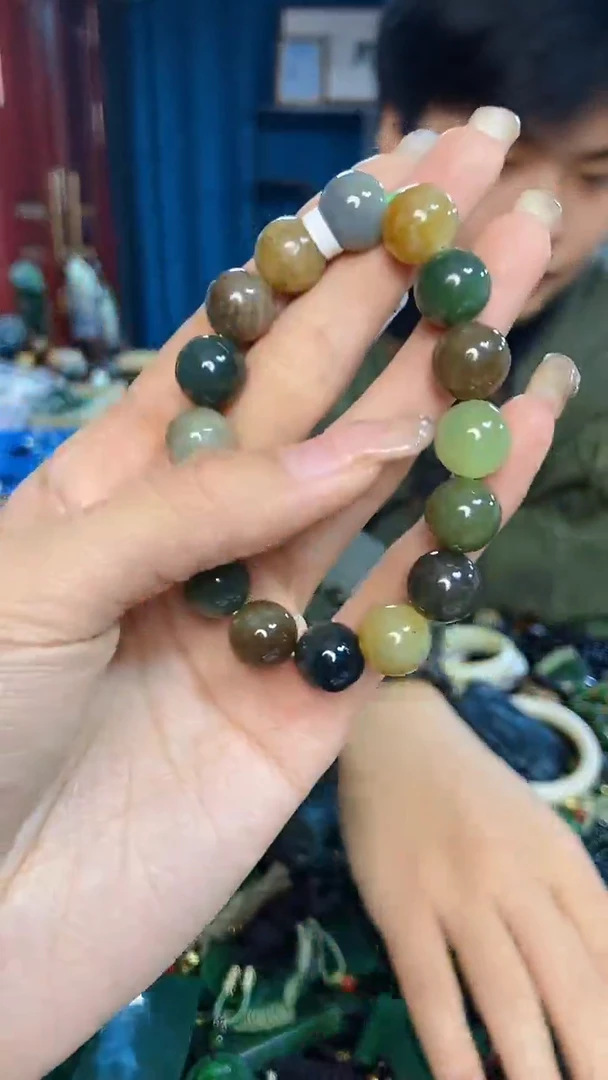 未镶嵌和田玉挂件1