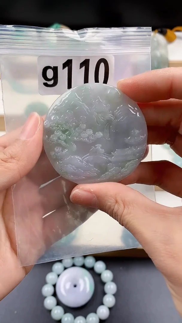 颈饰未镶嵌翡翠天然翡翠吊坠挂件