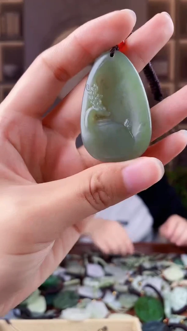 未镶嵌和田玉挂件拍一发一，拍一发一，