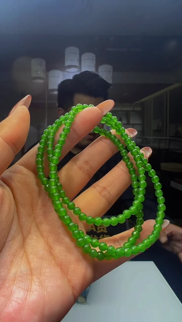 颈饰未镶嵌翡翠2025-12-28-6