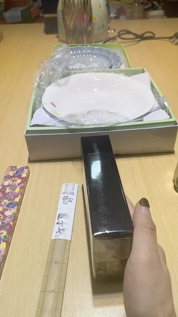 【闪购商品】瓷片锅碗瓢盆一件不剩 拿破仑