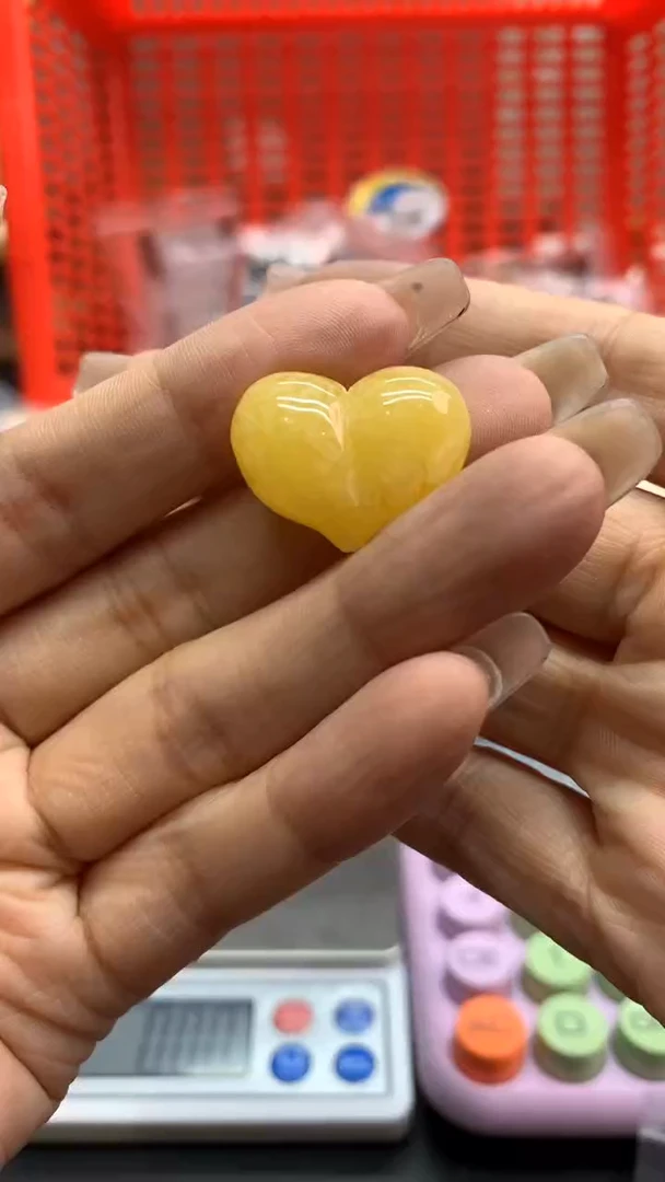 未镶嵌琥珀珠宝奇石2633