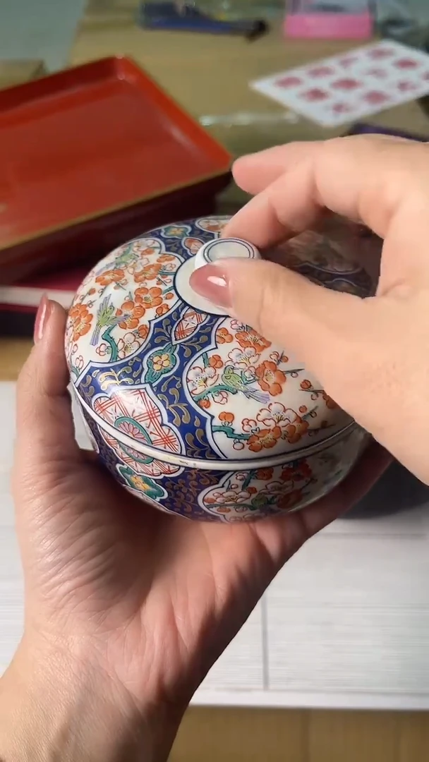 栀*.中古杂项默认微瑕，满18包邮