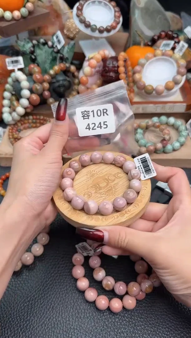 【闪购商品】石英质玉手链未镶嵌10R4245