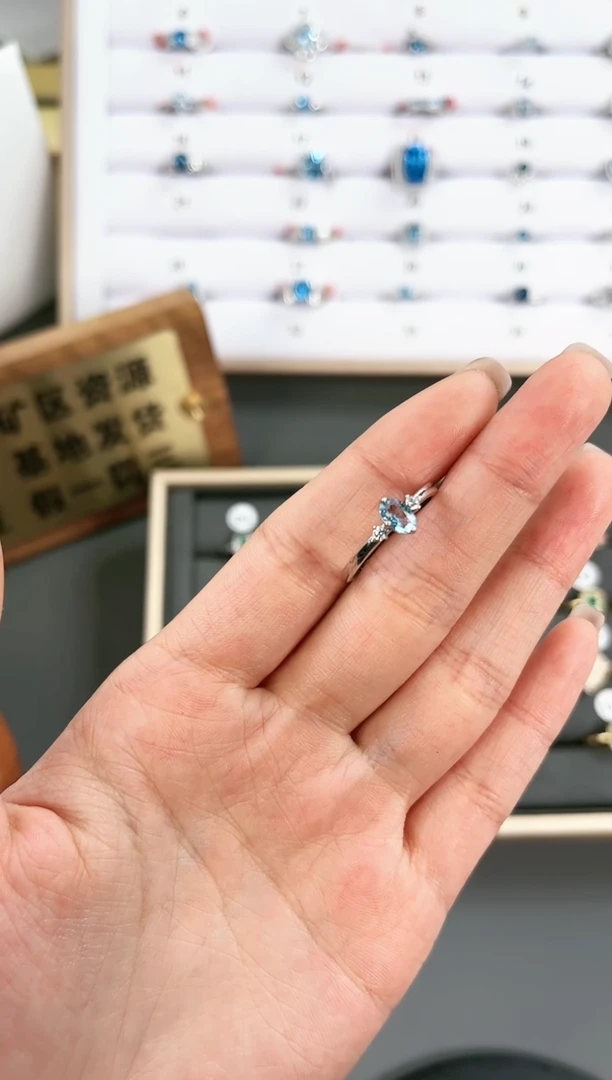 【闪购商品】托帕石戒指银S925镶嵌A111