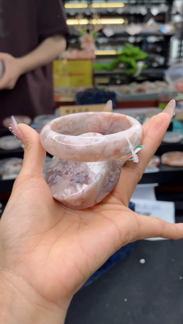 石英质玉手镯未镶嵌60圈口（赠品镯心）3681327