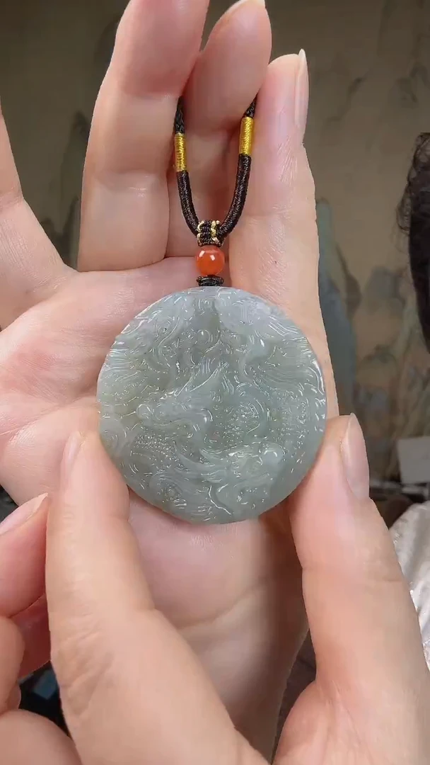 颈饰未镶嵌和田玉.