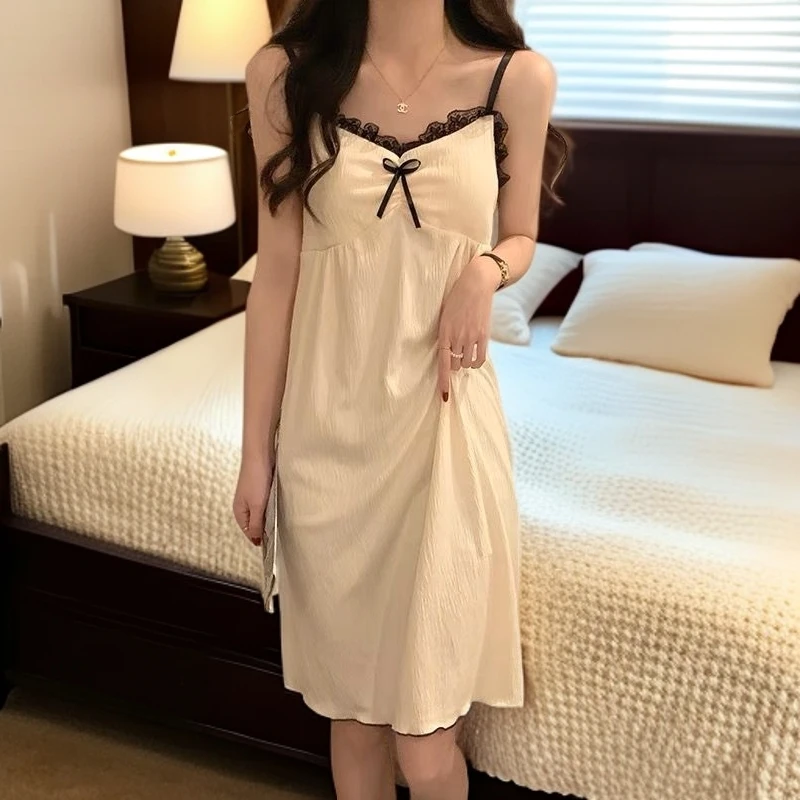 吊带睡裙女夏季带胸垫女士学生花边网红杏色家居服睡衣裙子