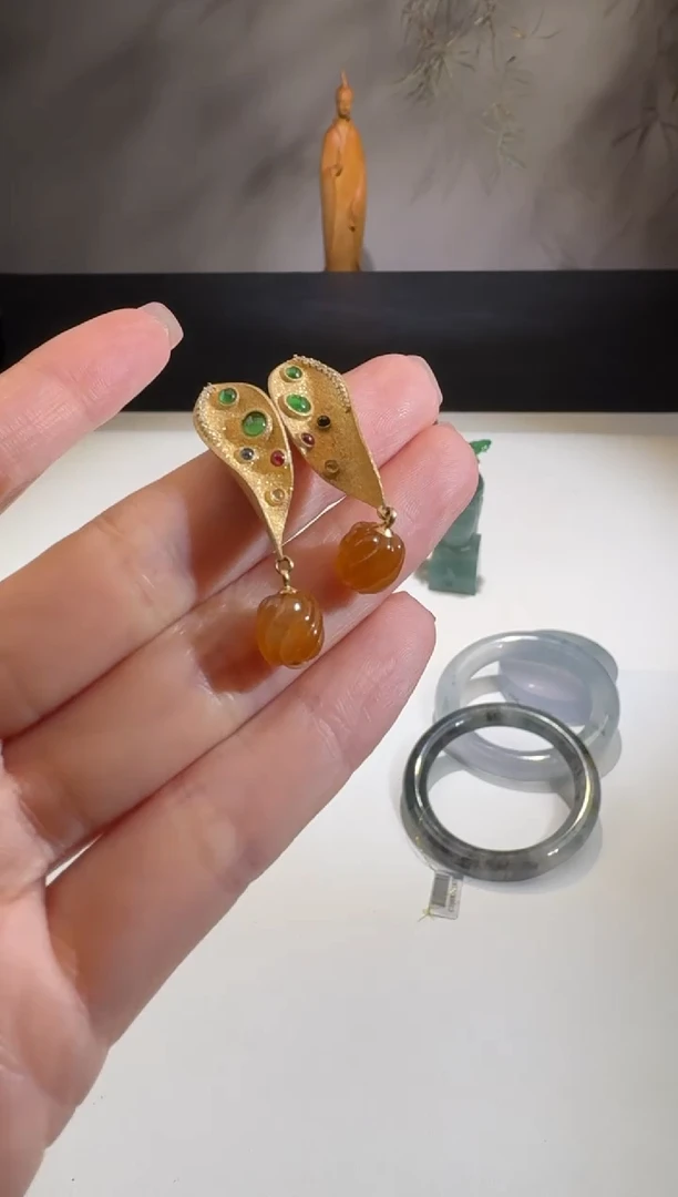 【闪购商品】翡翠耳饰18K金镶嵌【舒雅】