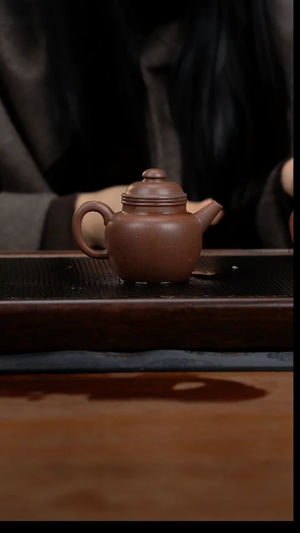 茶壶紫砂130cc黄龙山原矿百年老紫泥大彬宫灯30