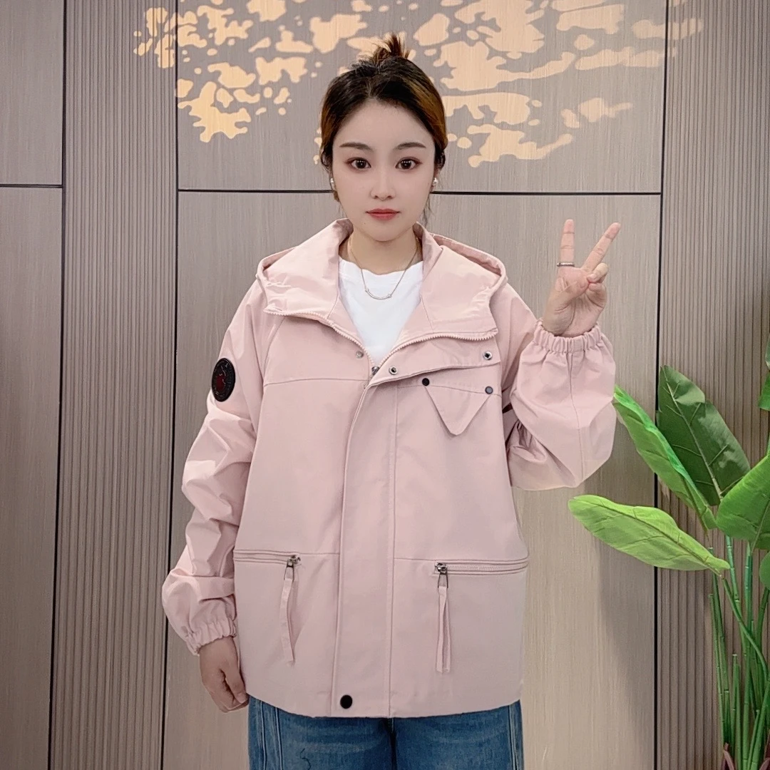 026早春外套女短款2025新款韩系宽松连帽休闲设计感时尚冲锋衣