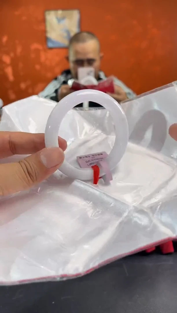 未镶嵌手镯翡翠8   55